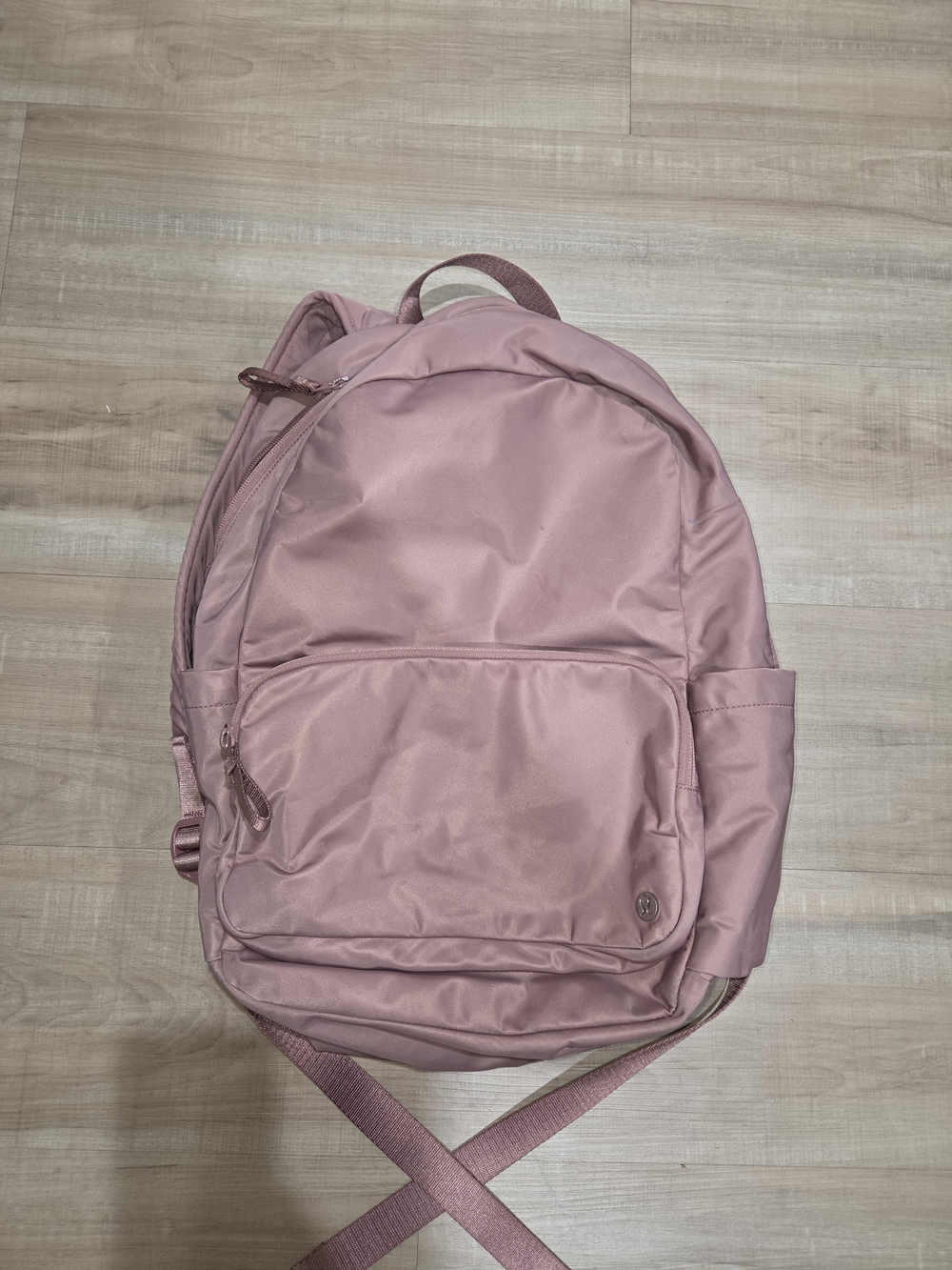 lululemon athletica Ashen Rose Everyday Backpack - Picture 2 of 9